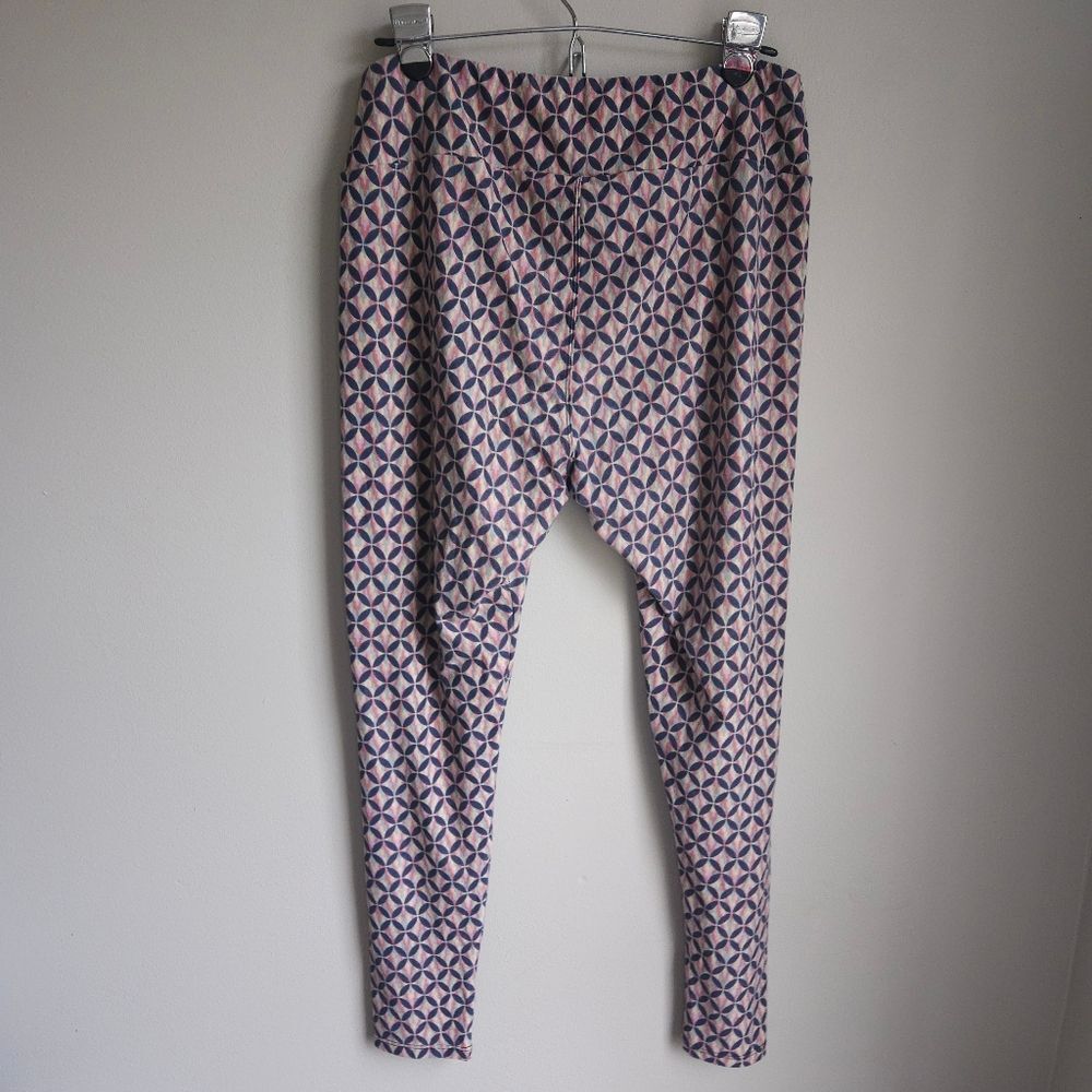 Lularoe Classic Leggings Women's Tall and Curvy‎ OS 70's Colorful Pattern - Picture 3 of 5